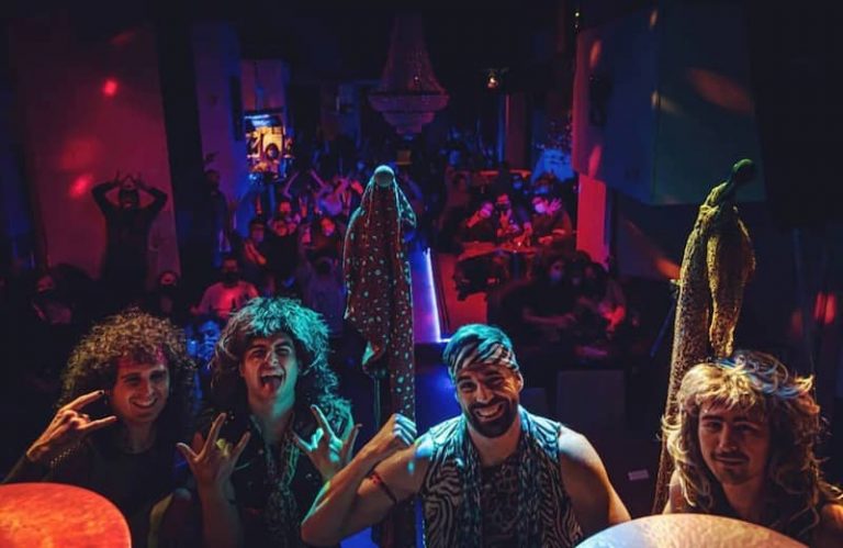 Bar de copas con música en directo en avenida de américa