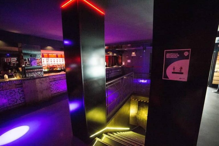 Discoteca en zona centro de Madrid perfecta para cualquier tipo de fiesta como halloween, nochevieja, graduaciones etc...