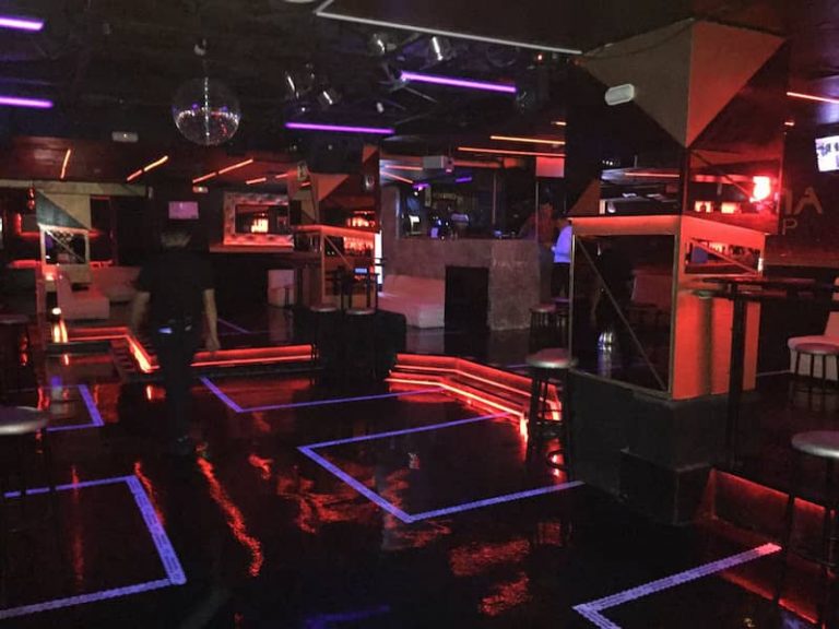 Discoteca en zona Retiro de Madrid perfecta para cualquier tipo de fiesta como halloween, nochevieja, graduaciones etc...