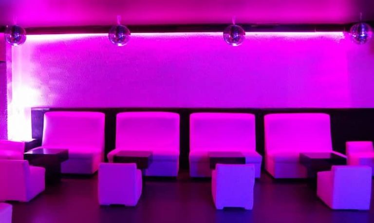 Discoteca en zona Retiro de Madrid perfecta para cualquier tipo de fiesta como halloween, nochevieja, graduaciones etc...